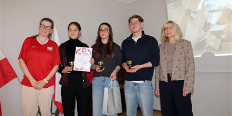 Powiększ grafikę: 30-04-2026r-quiz-z-okazji-swieta-flagi-w-zsap-691142.jpg