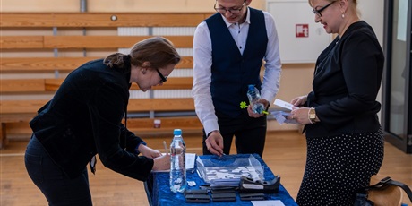 Powiększ grafikę: matury-2025-613745.jpg