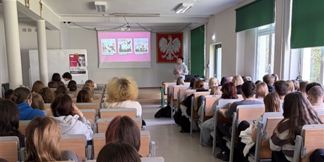 Powiększ grafikę: spotkanie-z-trasowiczami-fundacji-zwolnieni-z-teorii-712864.jpg