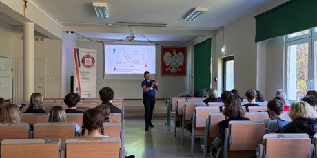 Powiększ grafikę: warsztaty-profilaktyczne-powiatowej-stacji-sanitarno-epidemiologicznej-w-gdansku-dla-uczniow-klas-piatych-718633.jpg